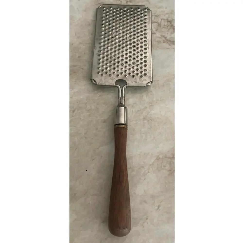 Vintage Williams Sonoma walnut handled grater